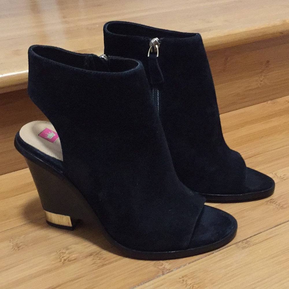 New Elaine Turner Suede Boots Size 6.5